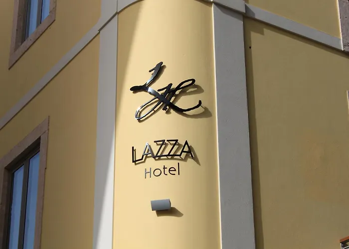 Lazza Hotel